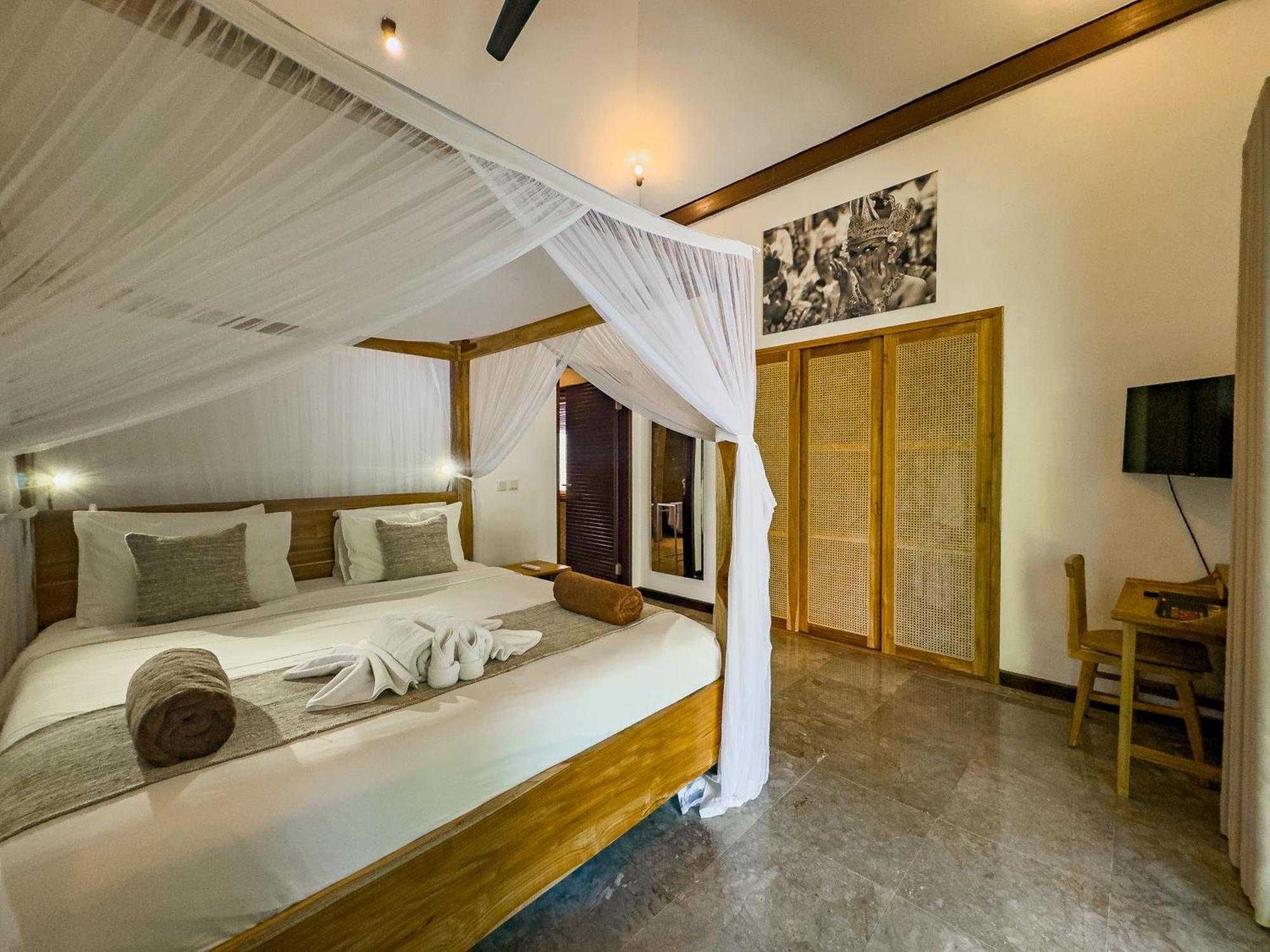 Deluxe King Room